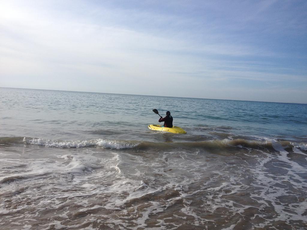 Aqua Marine Beach Resort Pasikuda Buitenkant foto