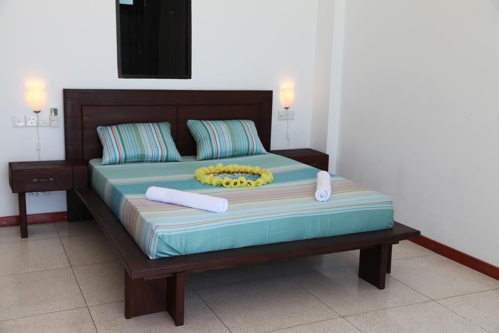Aqua Marine Beach Resort Pasikuda Kamer foto