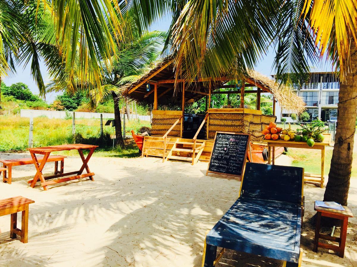 Aqua Marine Beach Resort Pasikuda Buitenkant foto